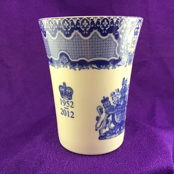 Queen Elizabeth II Diamond Jubilee Mug Spode Blue Room Collection 1952 2012 - Picture 9 of 13